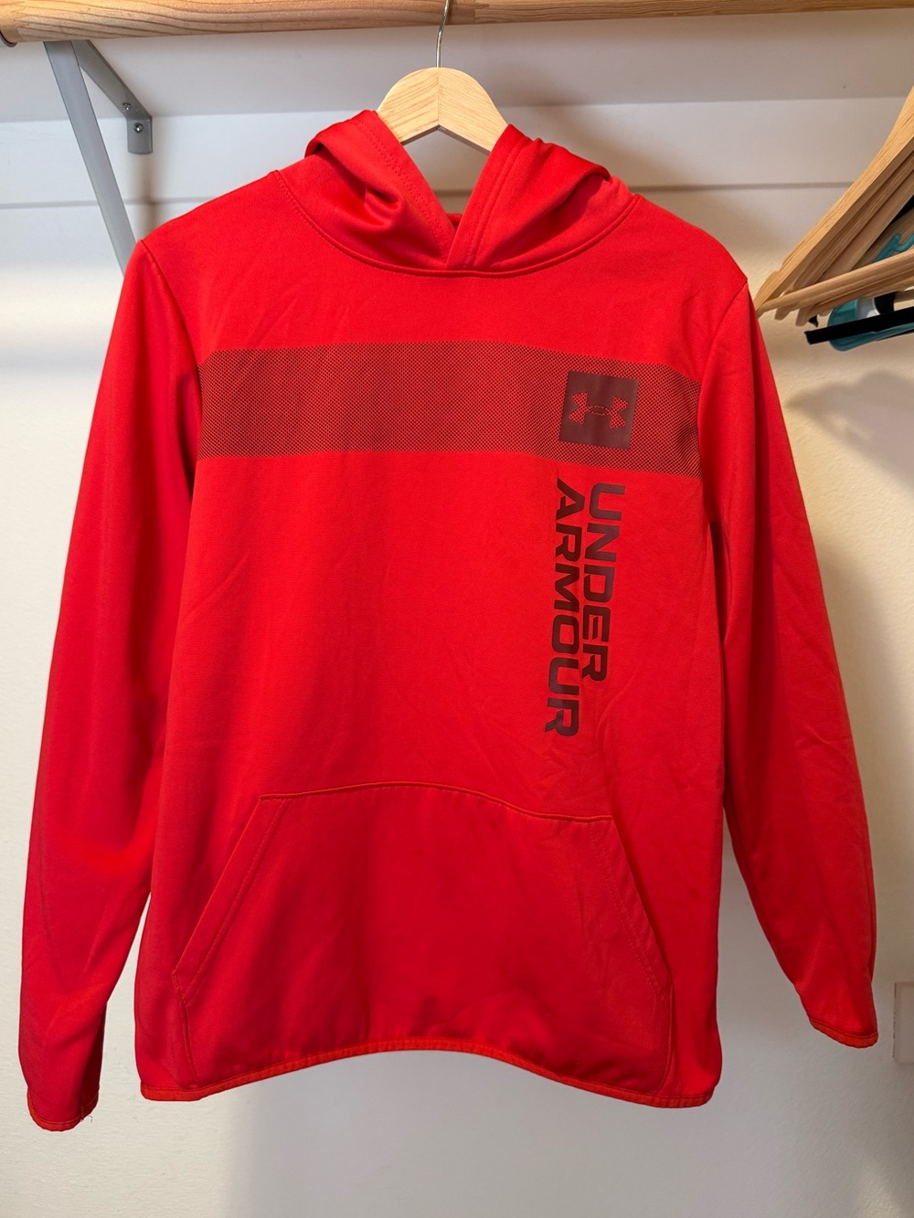 Under Armour Youth XL Red Fleece Lined Pullover Hoodie with Pocket